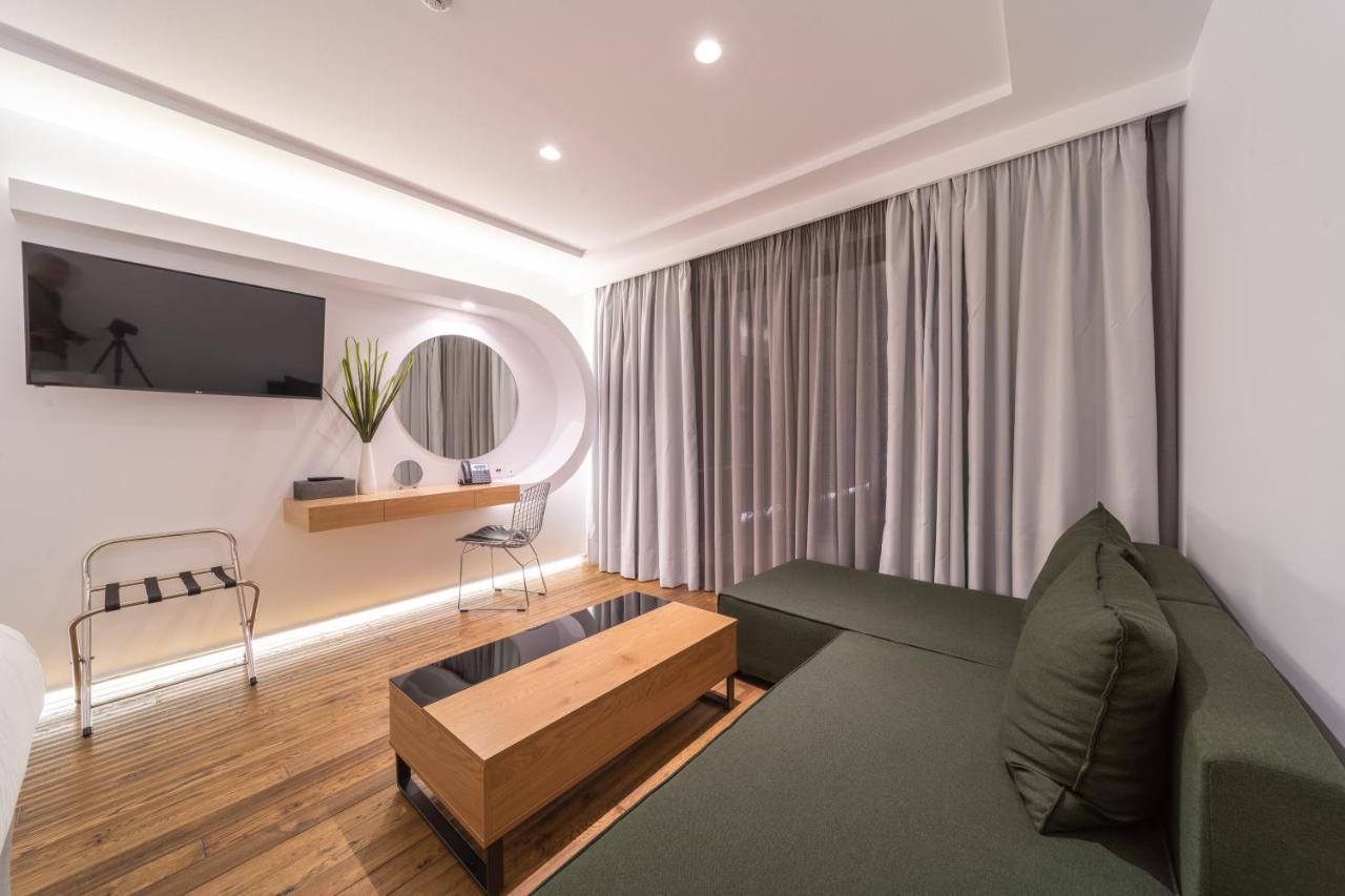 City Loft Hotel Patras Extérieur photo